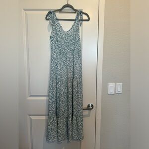 Maxi floral dress